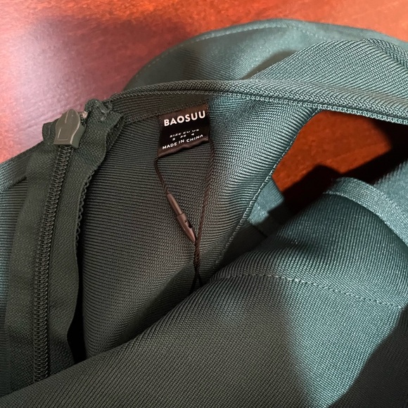 One Shoulder Ruffled Bodycon Dress - Picture 5 of 6